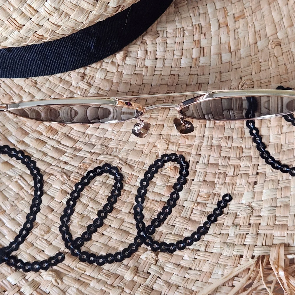 Like New Mirrored Cat Eye Sunglasses | Gold Double Brow Bar